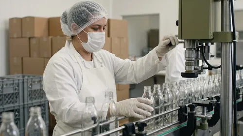 Co-Packing Sri Lanka: A 200ml Glass-Bottle Beverage Launch Scenario